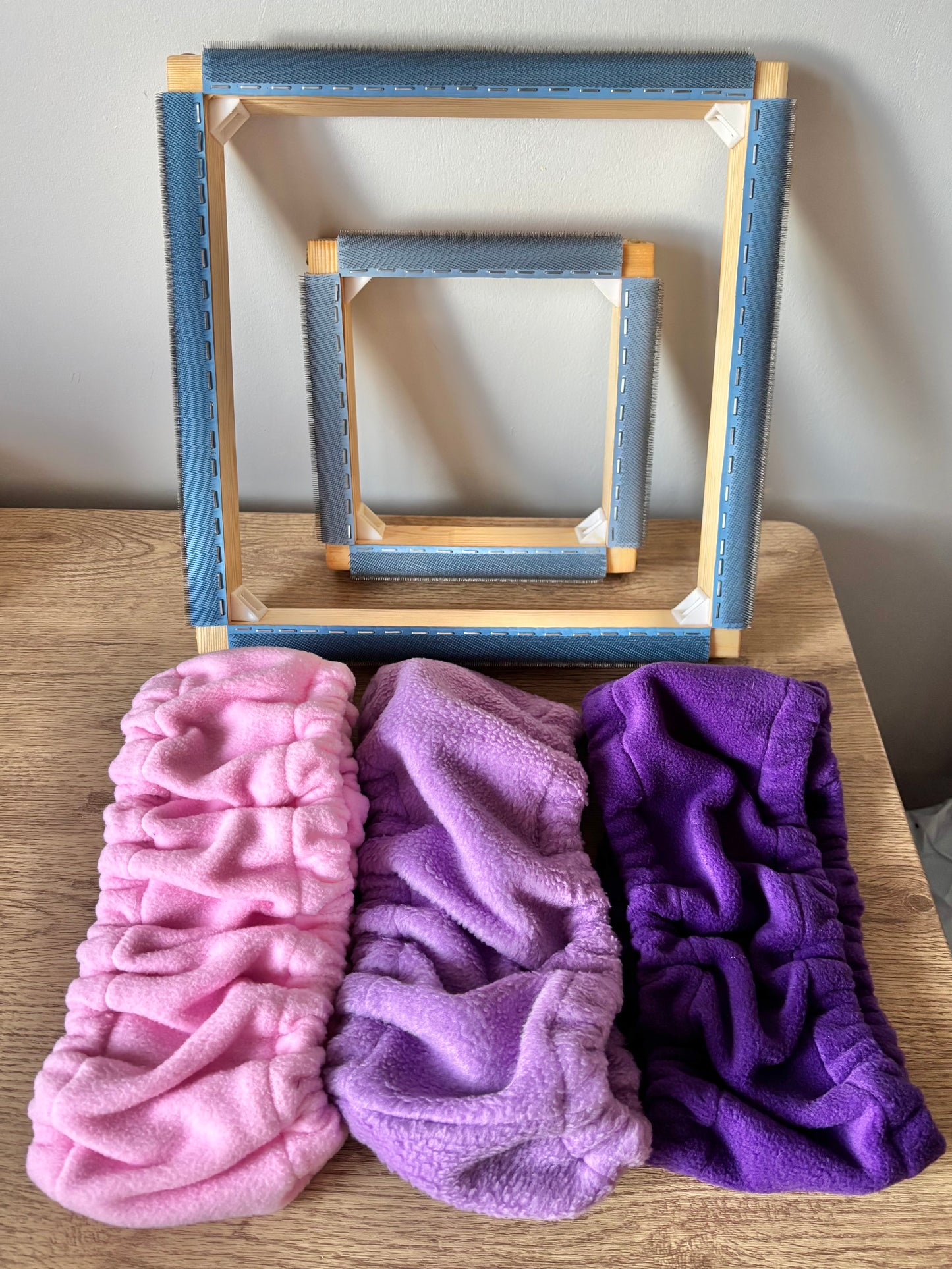 Punch needle gripper frame - Craft supplies